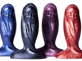 Sextoys creepy : Baby Jesus Butt Plug