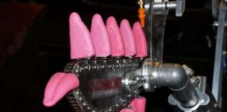 Un sextoy home-made : une fucking machine