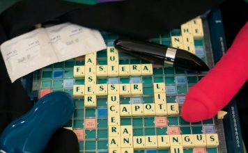 Jeux pour adultes et jeux de plateaux : le scrabble coquin