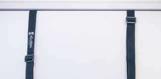 Menottes de porte Closet Cuffs de Lux Fetish