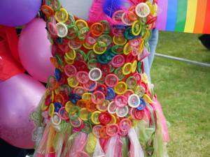 condom_dress2_hippie