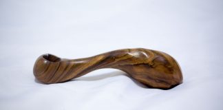 Meilleurs sextoys : gode en bois Orchidée d'Idée du Désir