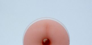 Masturbateur anal Claire Castel
