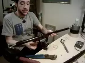 DIY BDSM : fabriquer une barre d’écartement