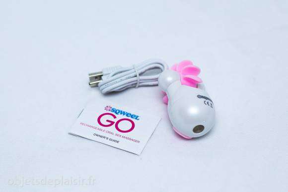 Le Sqweel Go et son câble d'alimentation Le Sqweel Go et son câble d'alimentation