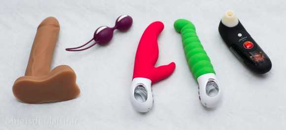 Le Lady Bi avec le Tantus Max O2, les Smartballs et le Patchy Paul de Fun Factory et le Womanizer W100