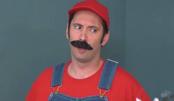 Tommy Pistol, qui incarne Mario dans la parodie porno de Bowsette