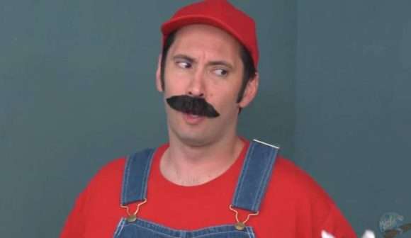 Tommy Pistol, qui incarne Mario dans la parodie porno de Bowsette