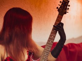 Objets de Plaisir - Photos sexy guitare de Noël