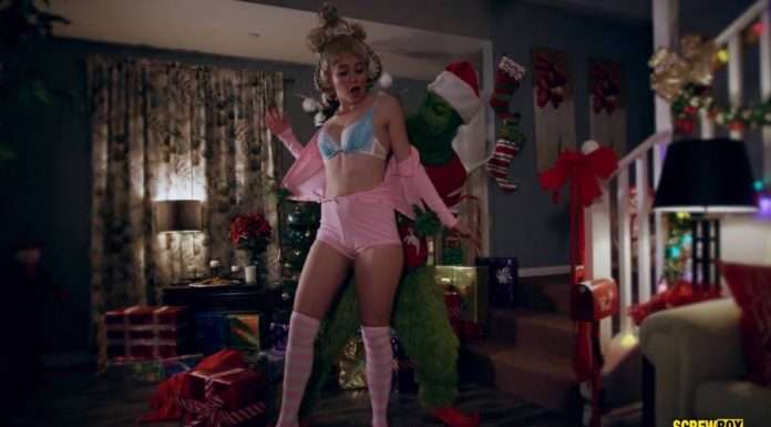 Le Père Noël surpassé par le Grinch sur Pornhub Parodie porno du Grinch