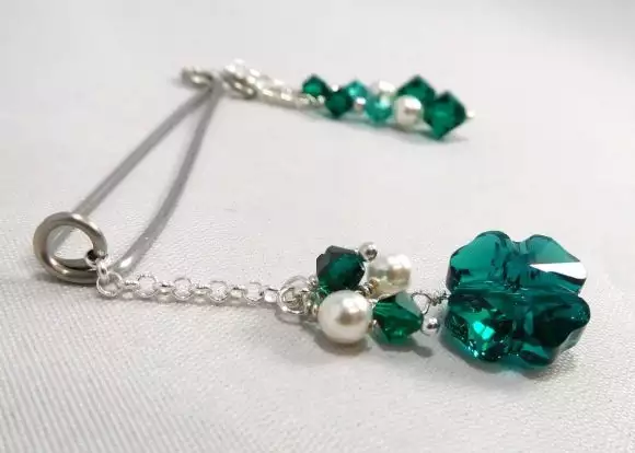 bijou clitoridien trèfle à quatre feuilles