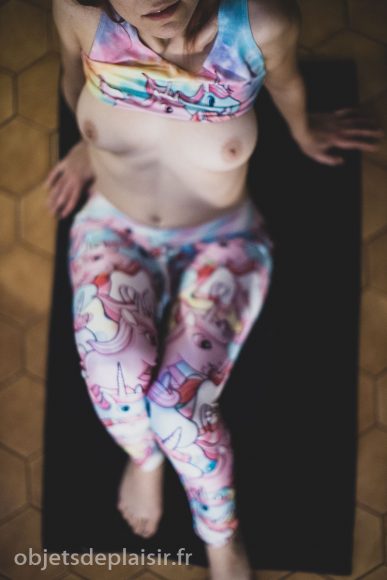 Photos sexy - leggings à licornes