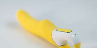 Satisfyer Yummy Sunshine : test d'un vibro tout jaune