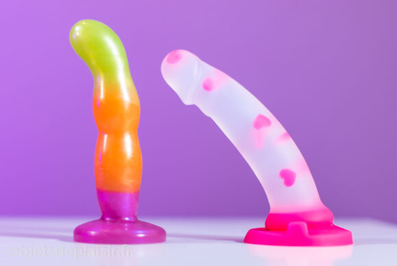 Les godes Heart Pounder et Comet de Tantus