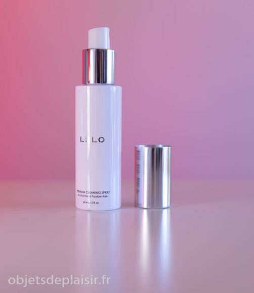 Le spray nettoyant Lelo