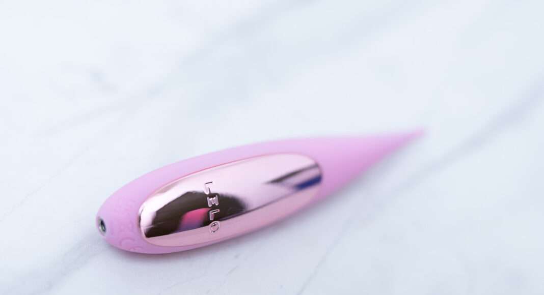 Lelo Dot Travel, un stimulateur clitoridien de précision petit format