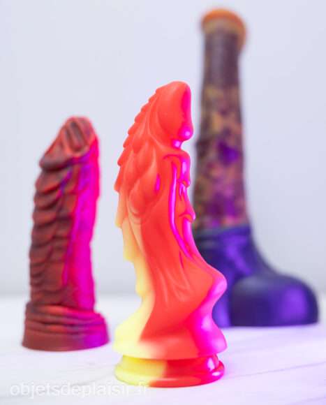 Fantasm Tales Red Dragon, baseks Galaxy et Chance Unflared Bad Dragon