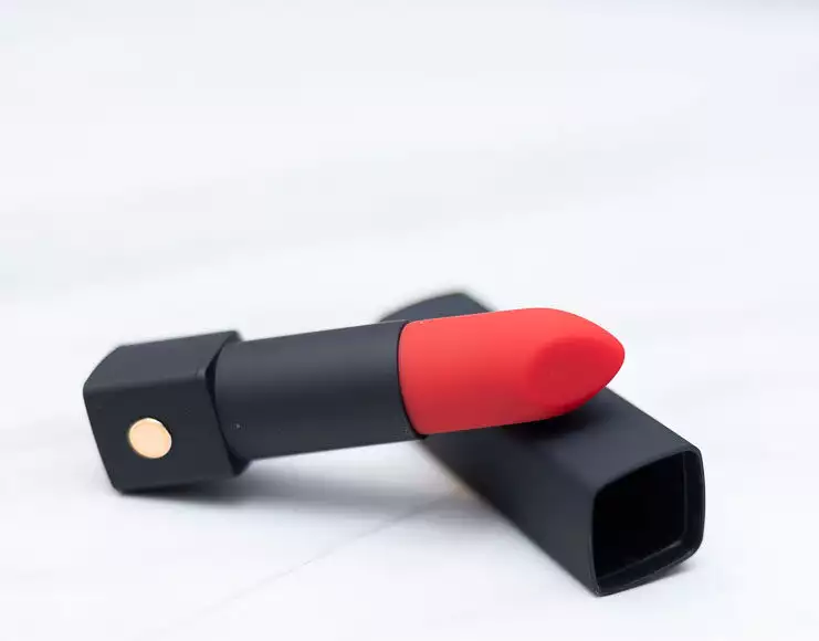 rouge à lèvres vibrant Lovense Exomoon