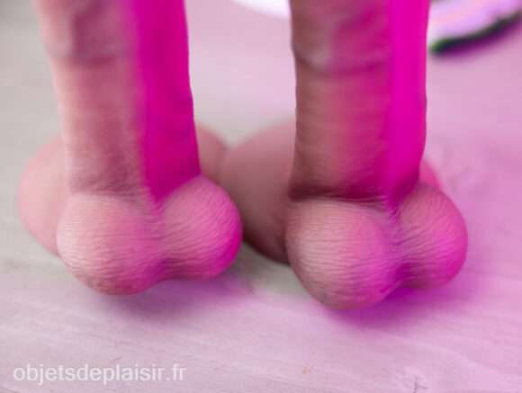 Les testicules des RC2 Premium et Standard