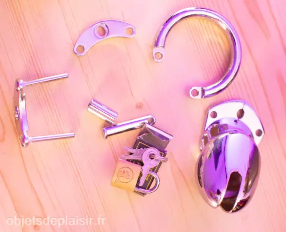 cage "5 cm d'humiliation"