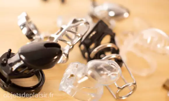 Dispositifs de chasteté masculins
